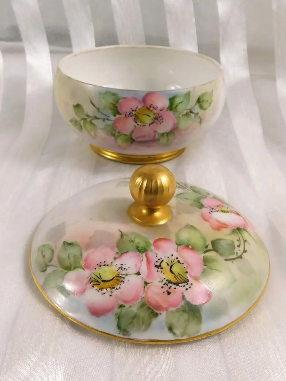 Hutschenreuther Signed Footed Covered Trinket Dish # 26840